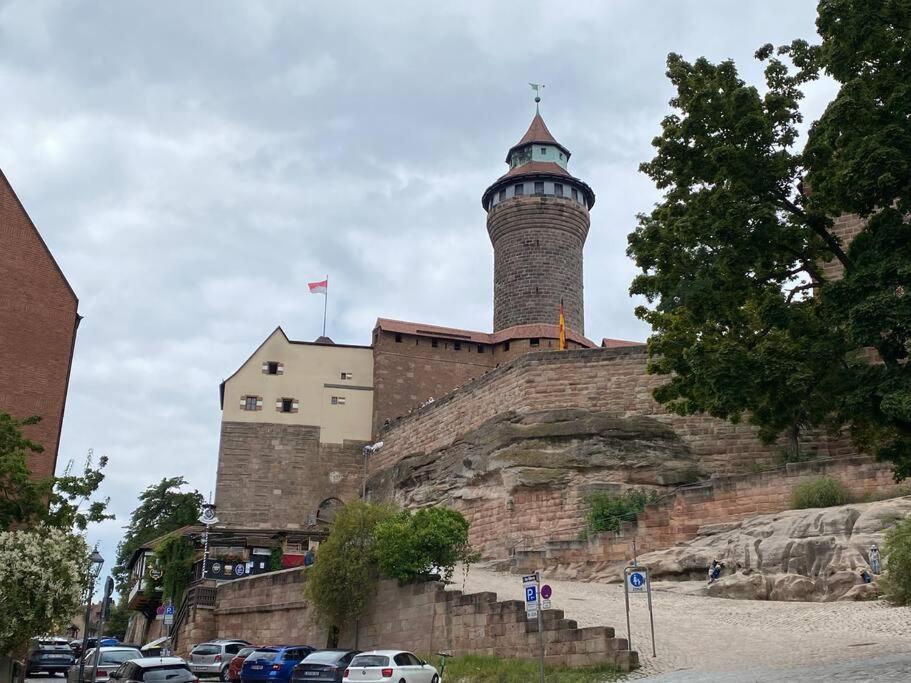 Loft Studio-Apartment - Parken - Top-Lage Unterhalb Der Burg Apartment